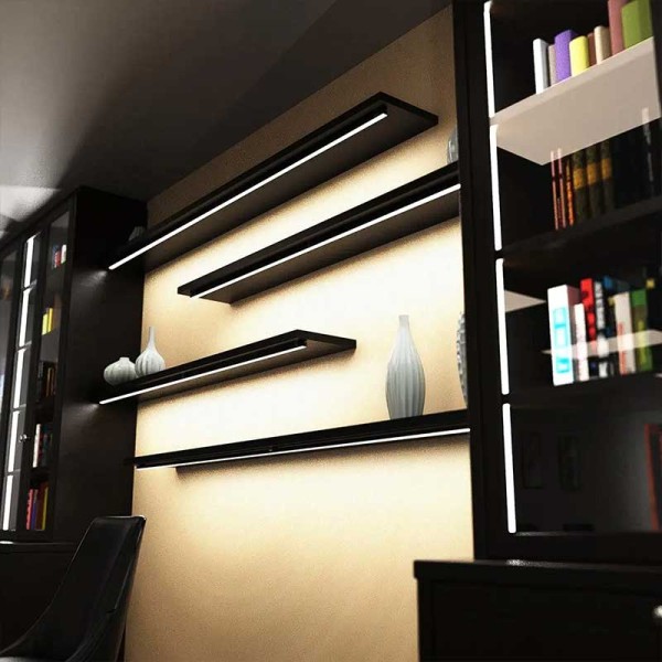 Crni nadgradni aluminijski profil opalno bijeli difuzor 17.4 x 7.15 mm