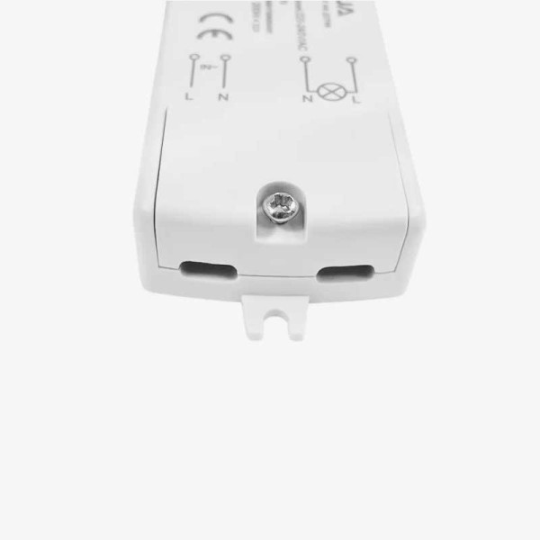 Dodirni ON/OFF prekidač  max 200W IP20