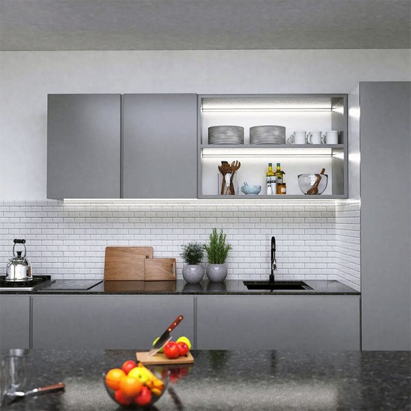 Kutni aluminijski profil za LED traku opalno bijeli difuzor 18 x 18 mm