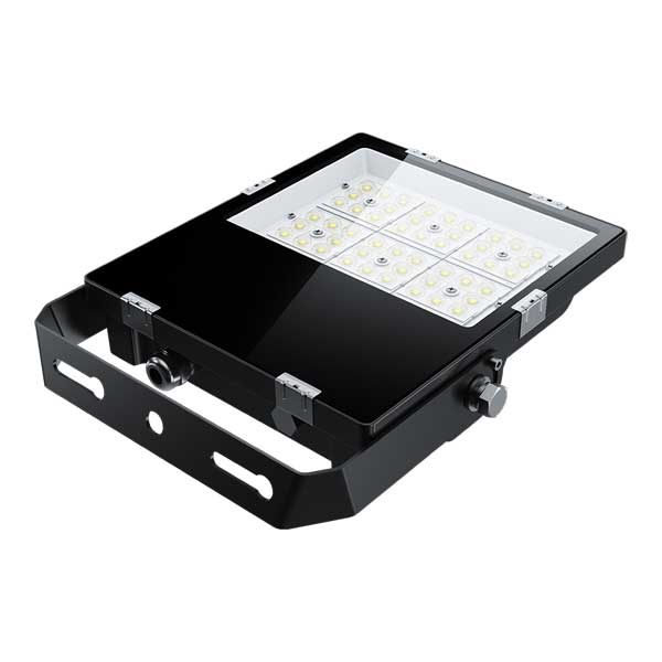 LED reflektor visoke učinkovitosti G3 slim 150W 25500 lm 160 lm/W IK10 asimetrične PMMA leće IP66 100-277V 6-20KV Philips LED chip