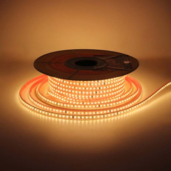 LED traka 220V 9 W/m 120 SMD/m 100 lm/w IP65