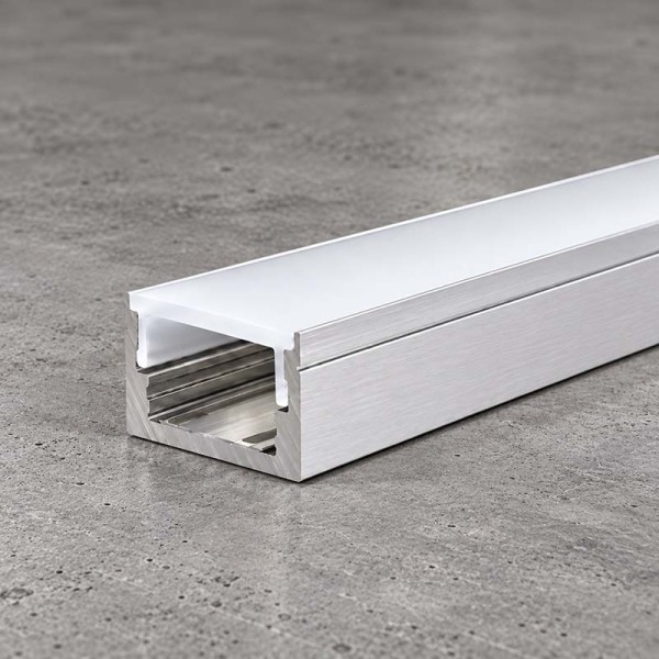 Nadgradni aluminijski profil za LED traku opalno bijeli difuzor 17.2 x 8 mm